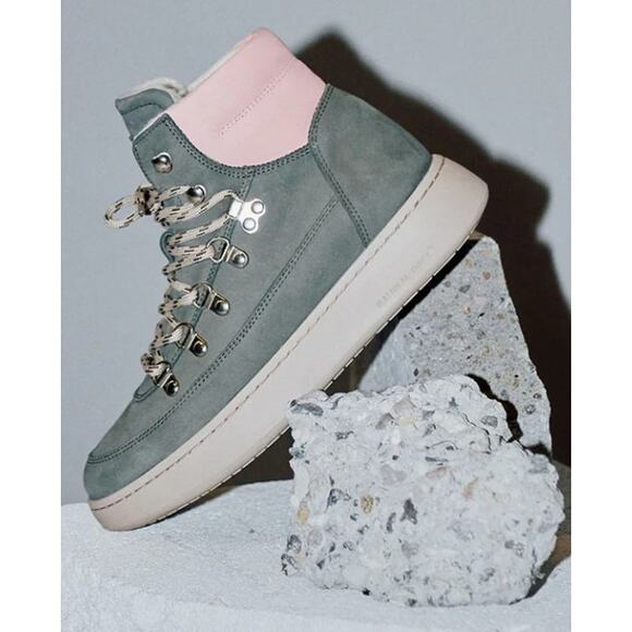 Woden Shoes - NWOT WODEN Iris Nubuck Scandinavian Sneakers Suede Fur Lined Boots Size 5.5